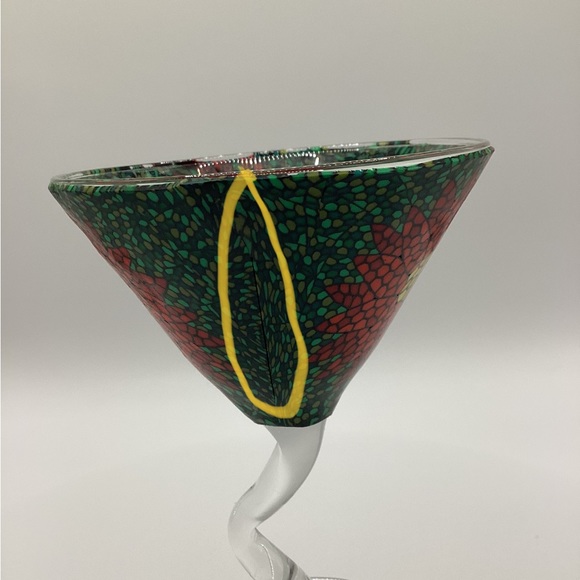 Unique Beautiful Small Christmas Martini Glass (1) - Picture 10 of 10